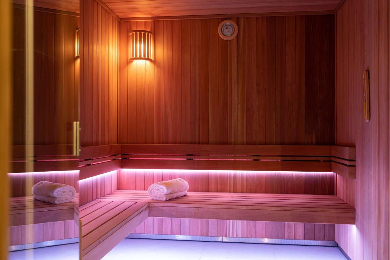 Hotel Yac Paris Clichy, A Member Of Radisson Individuals Εξωτερικό φωτογραφία