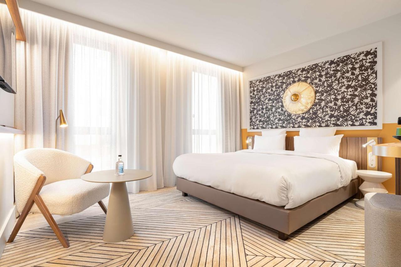 Hotel Yac Paris Clichy, A Member Of Radisson Individuals Εξωτερικό φωτογραφία