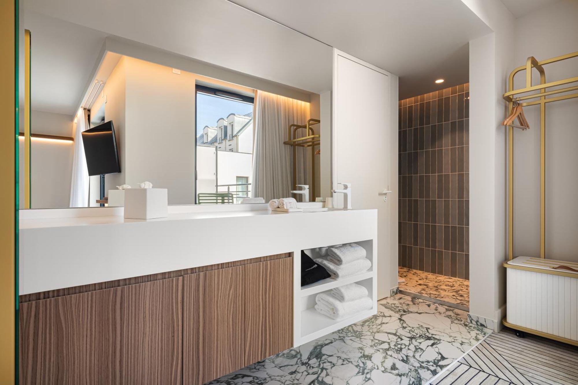Hotel Yac Paris Clichy, A Member Of Radisson Individuals Εξωτερικό φωτογραφία